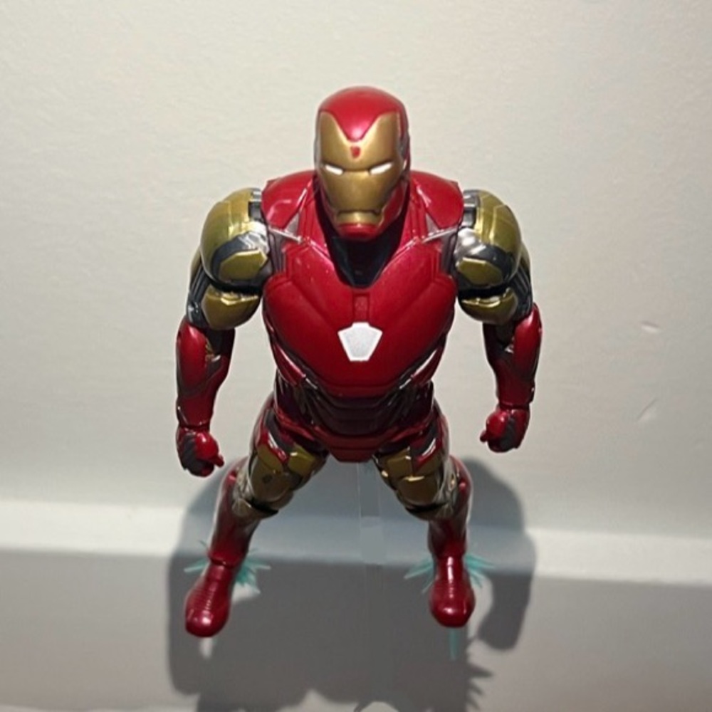 Marvel Legends Iron Man Mark LXXXV (Mark 85)